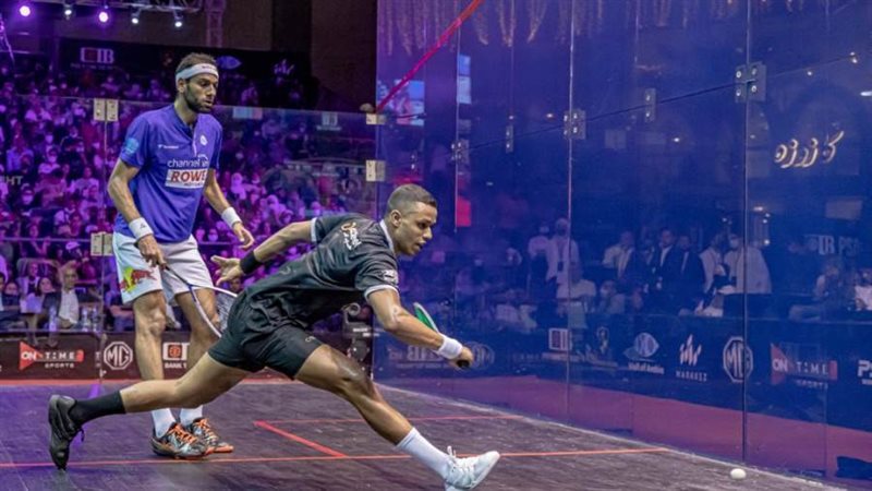 عسل يتوج باللقب على