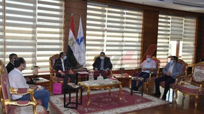 رئيس جامعة كفرالشيخ والملحق الثقافي الأردني يبحثان سبل التعاون المشترك 