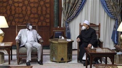 شيخ الأزهر يقرر مضاعفة المنح الدراسية للطلاب الوافدين من السودان 