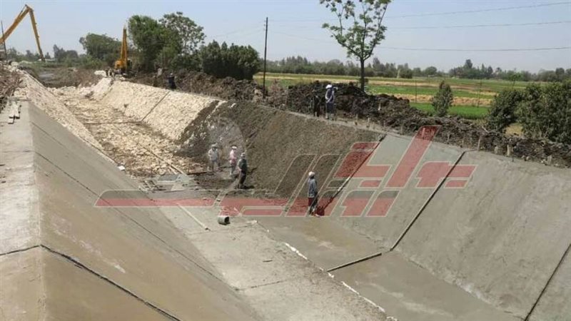 أعمال تبطين الترع