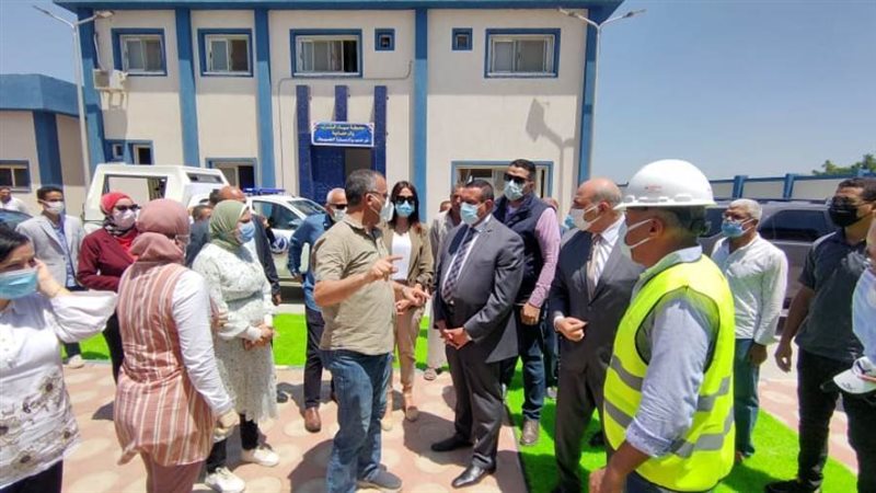 محافظ البحيرة يتفقد