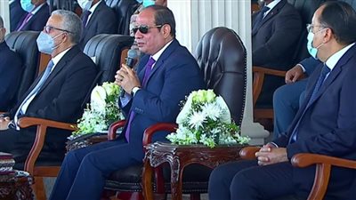 الرئيس السيسي: عملية استصلاح الأراضي مكلفة جدا ويجب الحفاظ على ماتبقى من الرقعة الزراعية
