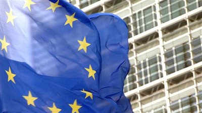 الاتحاد الأوروبي يبدأ العمل بشهادة سفر 