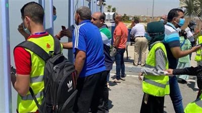 بدء توافد الجمهور على معرض القاهرة الدولي للكتاب في يومه الأول 