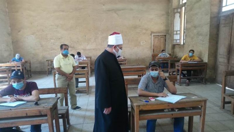 رئيس قطاع المعاهد