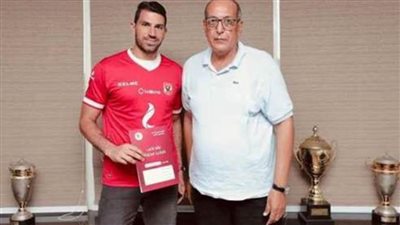 نجم يد الأهلى ينتقل إلى الاتحاد الليبي