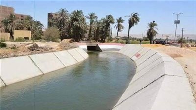 وكيل وزارة الري بمدن القناة يستعرض المشروع القومي لتبطين الترع