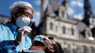 فرنسا: 3 آلاف إصابة جديدة بكورونا.. والحصيلة الإجمالية تسجل 7ر5 مليون حالة