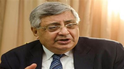 مستشار الرئيس للصحة يناشد طلاب الثانوية العامة بالالتزام بالإجراءات الوقائية ضد كورونا