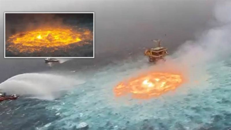 حريق في الماء