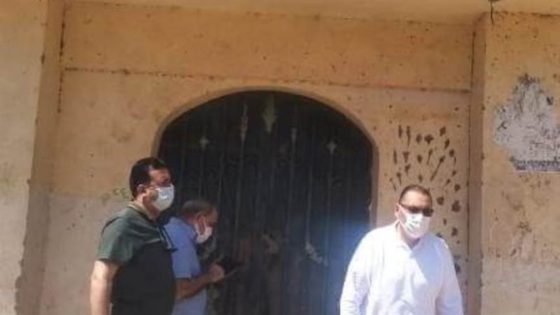 محافظ الشرقية خلال