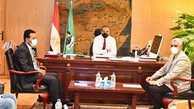 اجتماع تنسيقي لقافلة جامعة الفيوم الشاملة لقرية الشيمي ضمن 