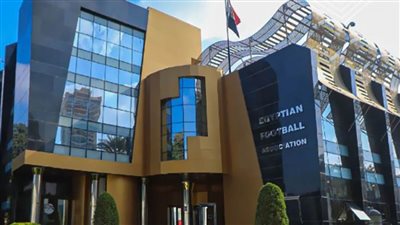 اتحاد الكرة يعلن قرار عاجل حول المستحقات الأخيرة للحكام