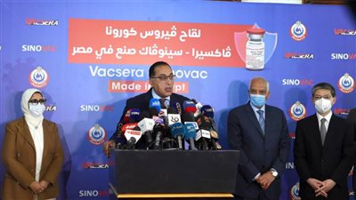 رئيس الوزراء يعلن خبرًا مهمًّا عن إنتاج اللقاحات في مصر  