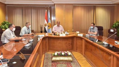  محافظ أسيوط يشدد على تكثيف الحملات وإزالة الإشغالات