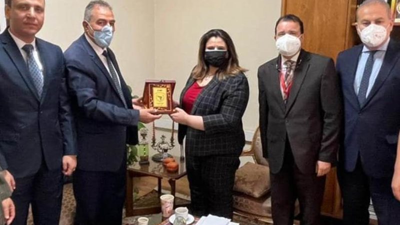 خلال اللقاء