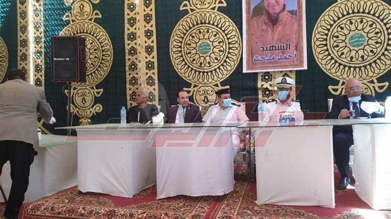 جانب من جلسة الصلح