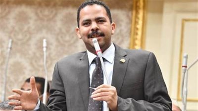 «زعيم الأغلبية » يهنئ رئيس مجلس الشيوخ بمناسبة انتهاء دور الانعقاد الأول