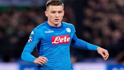 ليفربول ينافس مانشستر سيتي على ضم بيوتر زيلينسكي من نابولي