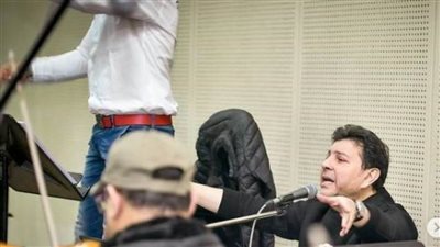 بروفات هاني شاكر قبل حفل الأوبرا