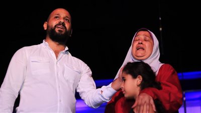 الوجه الجديد رؤوف فاروق يشعل خشبة مسرح ساقية الصاوي