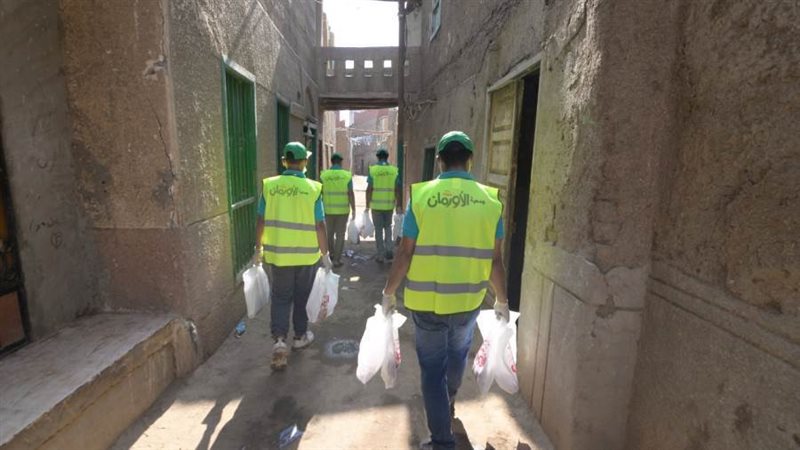 توزيع لحوم بالقرى