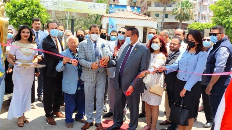 افتتاح ملتقى حور