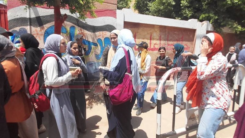 طلاب الثانوية العامة