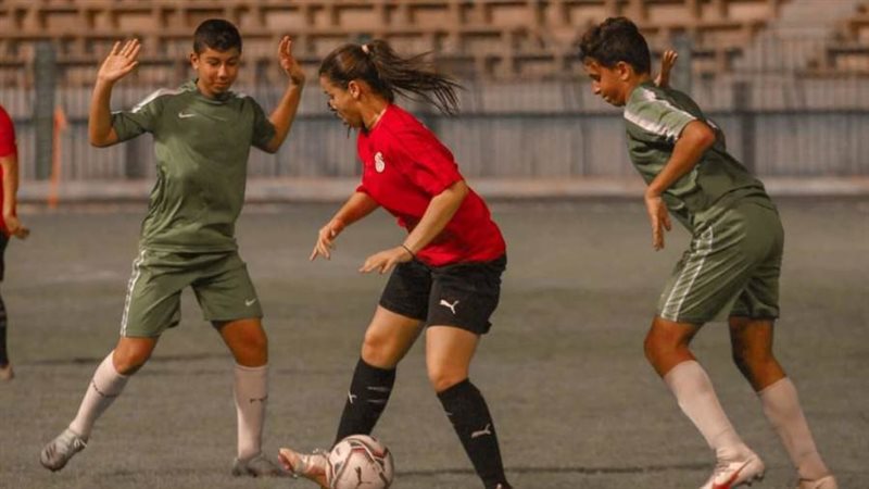 منتخب الكرة النسائية