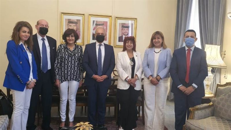 خلال اللقاء