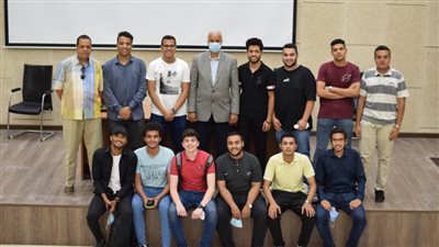 جامعة العالمين تحتفل بنهاية العام الدراسي