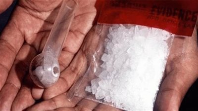 متهمون بحيازة مخدر الآيس 
