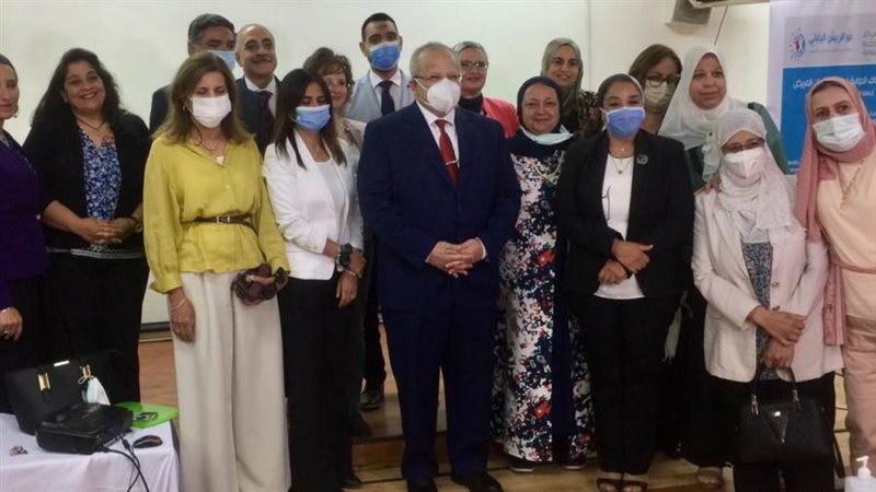 خلال الافتتاح