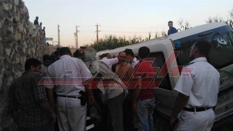 انقلاب سيارة محملة