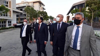 رئيس الوزراء يشهد انتهاء المرحلة الأولى لمشروع 
