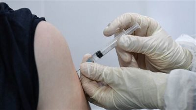 أطباء يكشفون عمّن يمكنهم الامتناع عن التطعيم المضاد لفيروس كورونا 