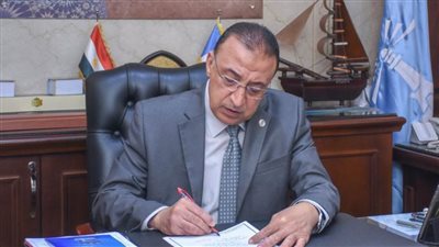 محافظ الإسكندرية: وقف الإجازات للكوادر الاشرافية والسائقين والعمال بمجال النظافة