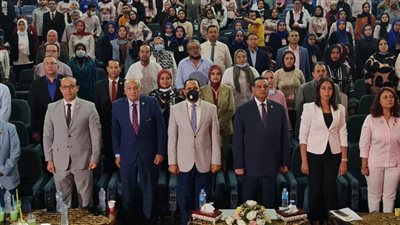 محافظ البحيرة ورئيس جامعة دمنهور يشهدان ختام ملتقى حور للفنون 