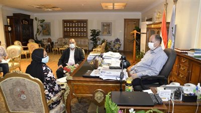 محافظ أسيوط يوجه بمتابعة المشروعات ورفع كفاءة منظومة النظافة التجميل وإزالة الإشغالات