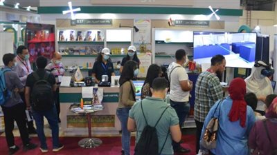 الحاج علي: إقبال جماهيري متميز على جناح وكالة الفضاء بمعرض الكتاب 