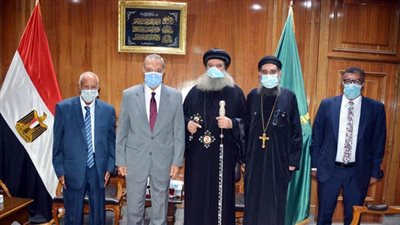 أسقف كنائس قطاع عزبة النخل يهنئ محافظ القليوبية بعيد الأضحى المبارك