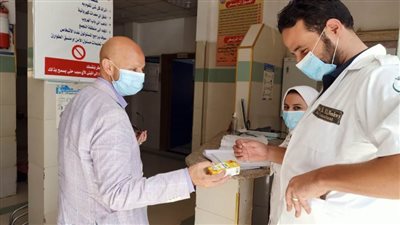 وكيل صحة الشرقية يتفقد مستشفي الزوامل ويهنئ العاملين بعيد الأضحى