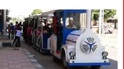 ثاني أيام العيد في الوادي الجديد الطفطف يطوف المدينة  بالموسيقى والغناء