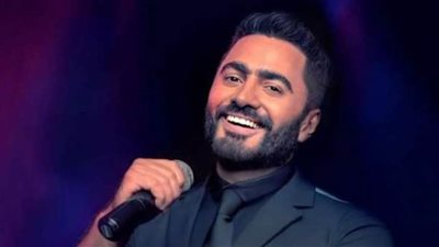 صور وفيديو| تامر حسني يبهر الحضور في أولى حفلات الصيف بالعلمين الجديدة