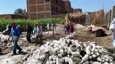 إزالة تعديات بالبناء المخالف على مساحة 1060 مترا بالشرقية 