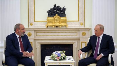 الرئيس الروسي والقائم بأعمال رئيس حكومة أرمينيا يبحثان قضية قره باغ