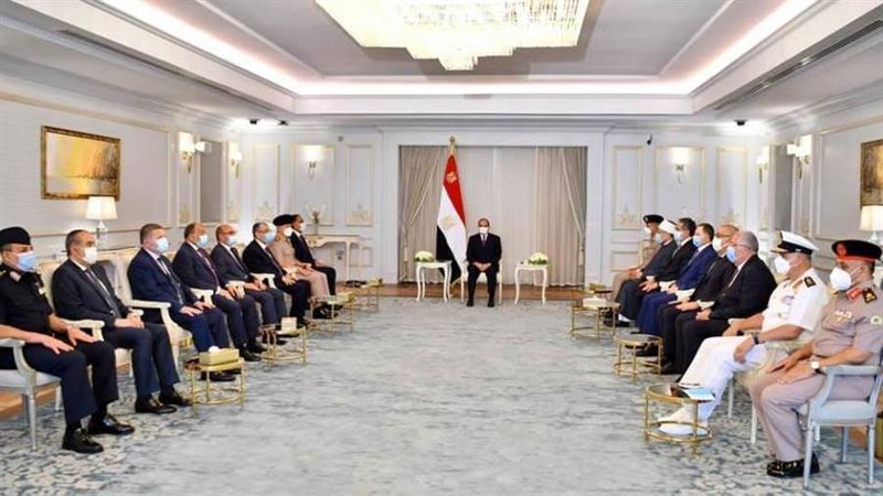 الرئيس يتراس اجتماعا