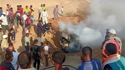 تفحم أسرة كاملة بطريق 