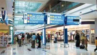 القوى العاملة: إجراءات احترازية جديدة لدخول أبوظبي للحد من تحورات فيروس كورونا