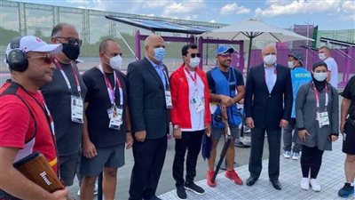 طوكيو 2020.. وزير الرياضة يلتقي رئيس الدولي للرماية خلال زيارته لميدان المنافسات